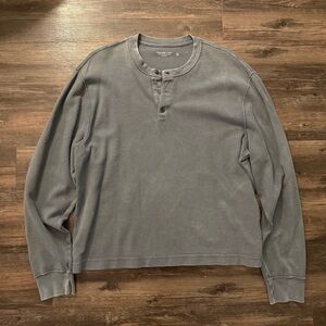 Abercrombie fitch cropped waffle knit Henley shirt